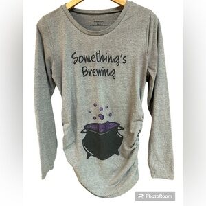 Motherhood Maternity Longsleeve Something's Brewing Graphic Tee Caldron Med